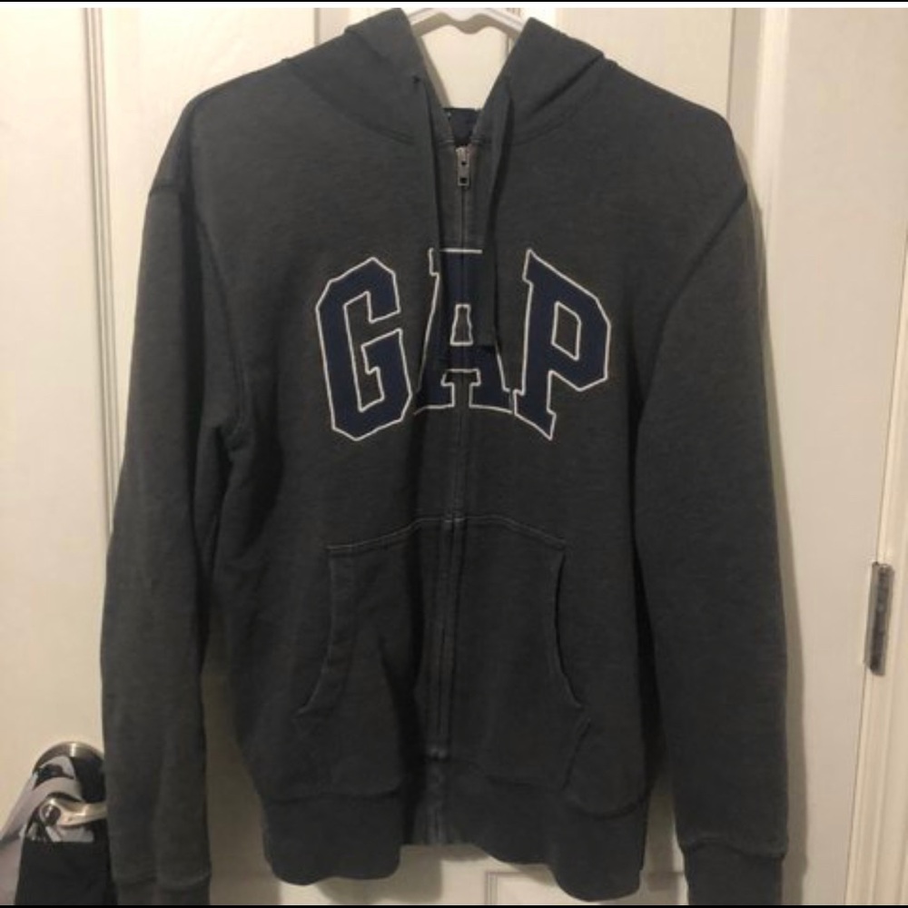gap grey hoodie